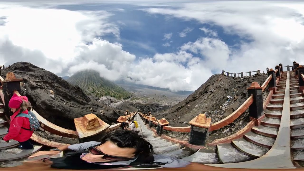 Mount Bromo , East Java, Indonesia 360VR Ep12 : Wheelwego360°