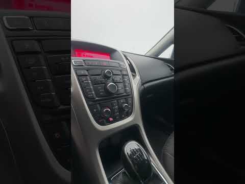 фото opel astra j 0