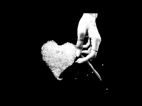 Rihanna - Diamonds (Official Instrumental)