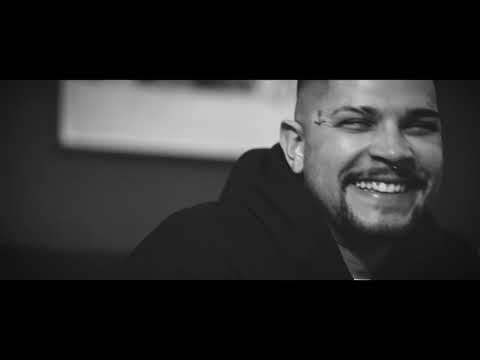 MEIAUMTRES - FALSA FAMA