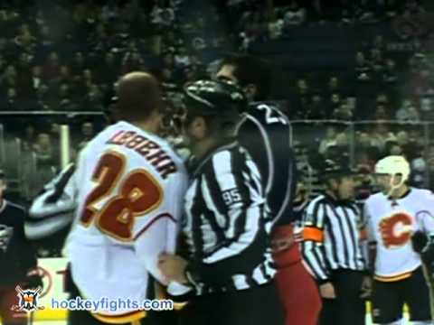 Robyn Regehr vs Tom Sestito Dec 21, 2010