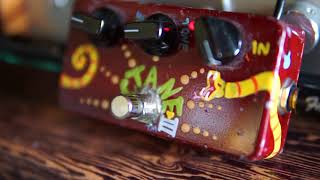 Video thumbnail for Super Awesome Pedal Show: ZVEX FX OCTANE 3 by Dan Phelps