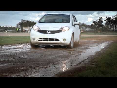 NISSAN DEVELOPS FIRST 'SELF-CLEANING' CAR PROTOTYPE Video