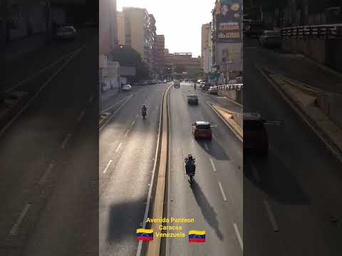 🇻🇪🌐 Avenida Panteon Caracas Distrito Capital Venezuela. 🌐🇻🇪