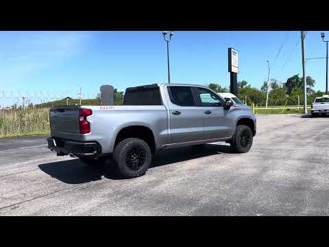 2026 Chevrolet Silverado 1500 Crew Cab Short Box 4-Wheel Drive Custom Trail Boss in Gray for sale at Lally Chevrolet Ltd. in Tilbury, ON
