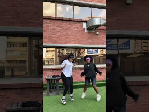 zenzele dance challenge 🖤🖤 #amapianovibessa #amapiano #amapianodance #dance @uluvbongaa