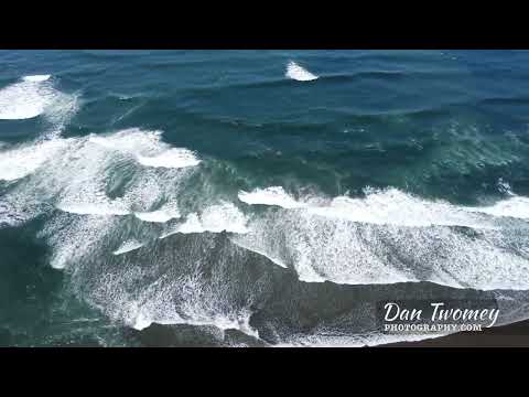 Ocean Waves Crashing   HD 1080p
