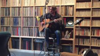 Glen Phillips "Leaving Oldtown" -- Live @ WBXO Radio, Beekman, NY