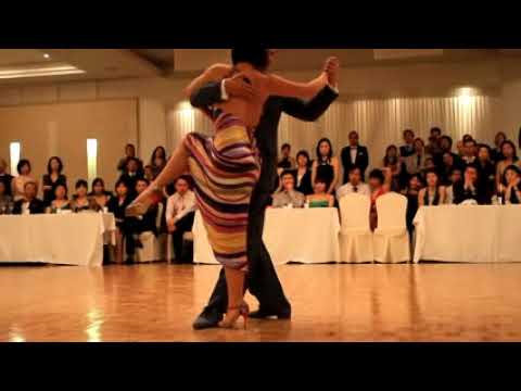 Fabian Peralta y Virginia Pandolfi 2010 Grand 01