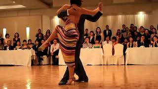 Fabian Peralta y Virginia Pandolfi 2010 Grand 01