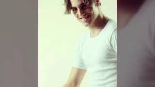 David Bustamante colgado