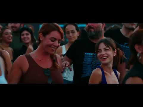 LIBERATO - NOVE MAGGIO (LIVE MIEZ 'O MARE PROCIDA @voielloitalia)