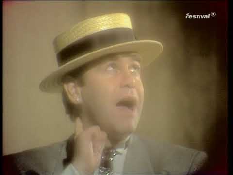 Elton John - I'm Still Standing