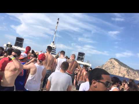 Boat Party in Ibiza Baby!!  #PukkaUp  (2014)