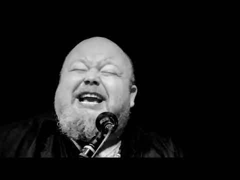 Andreas Kümmert im Duett mit Anny Ogrezeanu singt Hallelujah von Leonard Cohen in Aachen Franz.