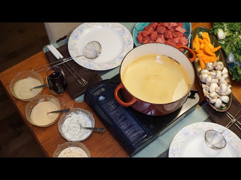 FONDUE BOURGUIGNONNE ET SES QUATRES SAUCES 1