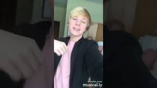 Download lagu Kid makes musical.ly next to dying grandpa in hospital - Jonas Bridges mp3