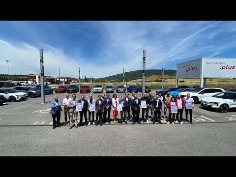 Industria y la Asociación Navarra de Talleres animan a aprovechar las ayudas para vehículos eléctricos y puntos de recarga