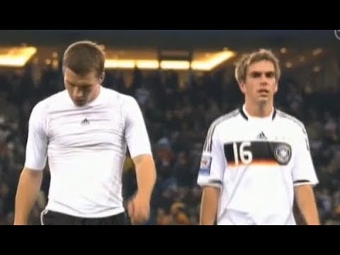 The national team and their embarrassing performance against Finland (14.10.2009)