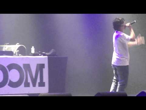 Boef en de Gelogeerde Aap - Neem ze mee live @ 013 Popcentre | 21-01-2011