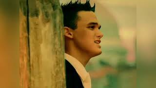 Gareth Gates - Anyone Of Us (Stupid Mistake) [Official Music Video]