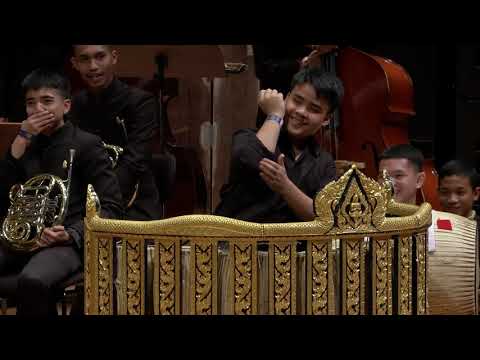 Bangkok Fantasia/Ratwinit Bangkaeo Wind Symphony/conductor Kaisorn Julatip