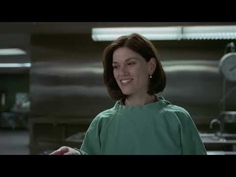 Men in Black 1997 theatrical trailer thumbnail with Agents J and K in black suits