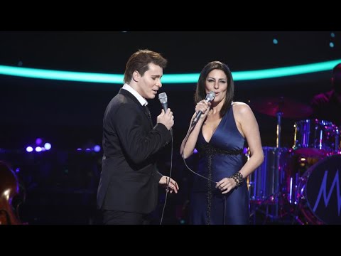 Jesús Gemeliers y Rocío Madrid imitan a Michael Bublé y Laura Pausini - Tu Cara Me Suena