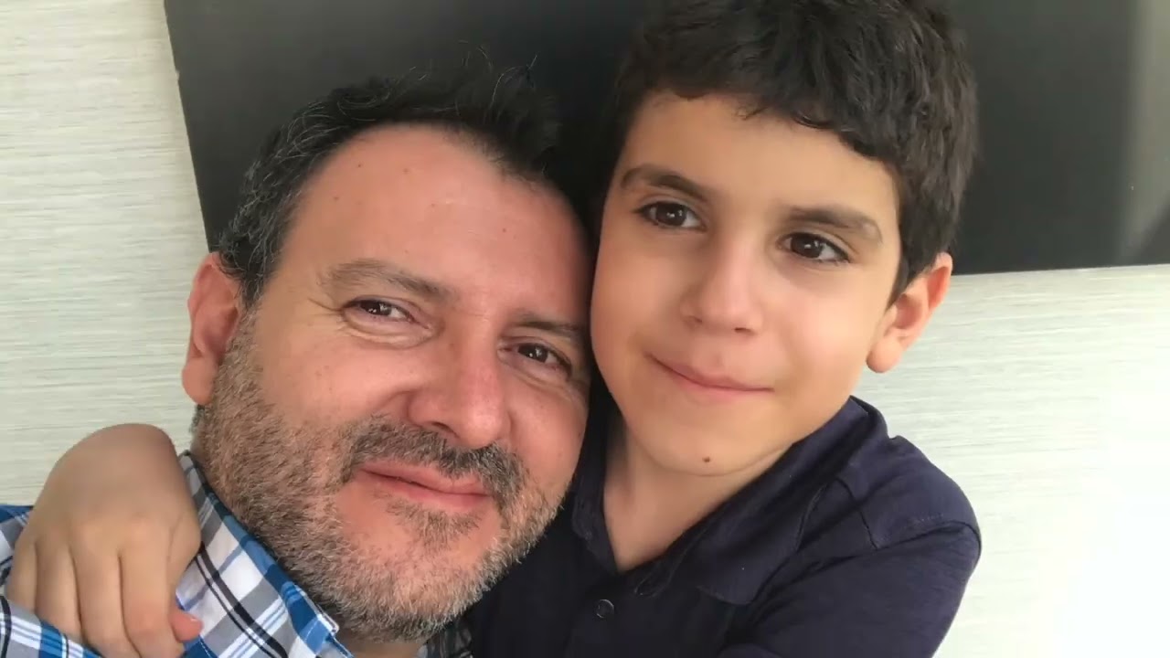 PAPÁS  DE  HIJO  CON  AUTISMO