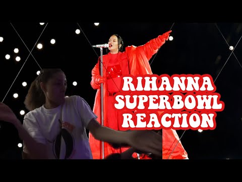 RIHANNA SUPERBOWL HALFTIME REACTION!! SHE'S BAD!!!! 😭😭🔥🔥