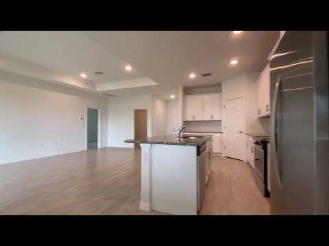 2024 NE 16th Pl, Cape Coral, FL 33909