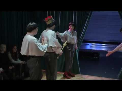 Kralj Matevzek Prvi, napovednik