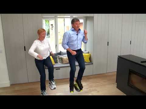 Daniel O'Donnell and his wife Majella exercising 😂