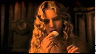 Alice in Wonderland 2010 Growth/Shrink Scenes