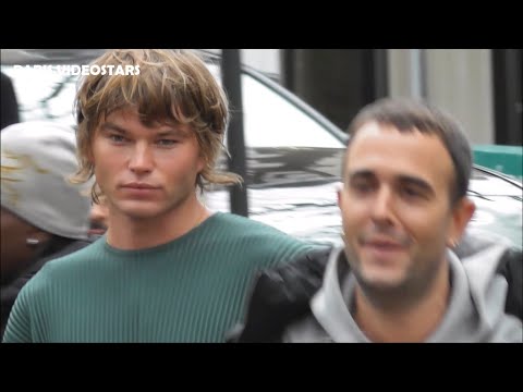 Jordan Barrett @ Paris 3 march 2022 show Ludovic de Saint Sernin Fashion Week