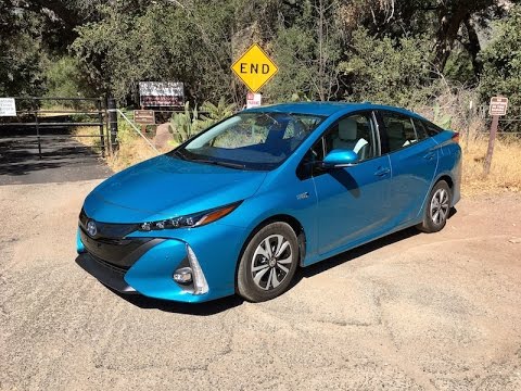 2017 Toyota Prius Prime – Redline: Review