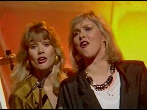 Wogan - Bucks Fizz - "New Beginning" (1986)