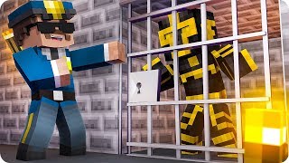 MASSI SE QUEDA ATRAPADO EN LA PRISIÓN EN MINECRAFT 😱