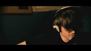 Dinosaur Pile-Up - Derail (Acoustic session for Amazing Radio)