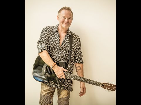 Singer Nick van Eede (Cutting Crew) recounts his diagnosis of reflux and LINX surgery