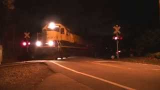 preview picture of video 'SU-99 crosses Hamburg Turnpike at night'