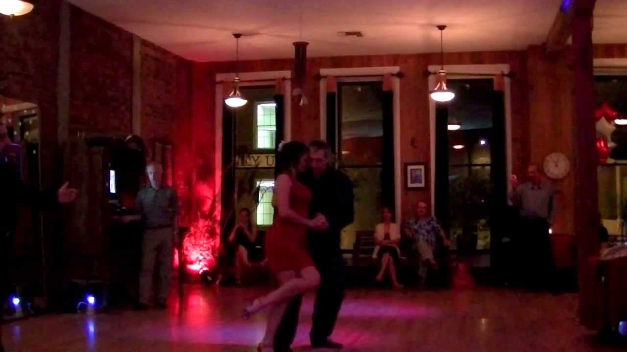 Donna Tielsch y Carlos Neuman en Tango by The River