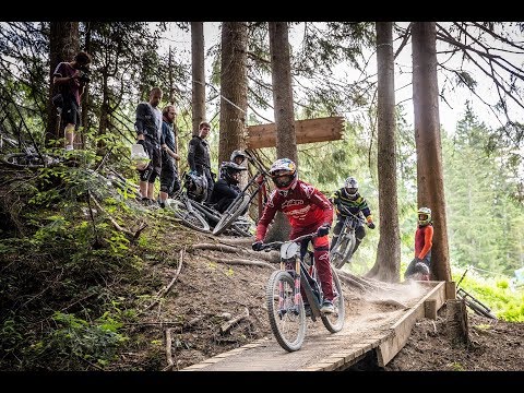 Aaron-Gwin-Racecamp in Epic Bikepark Leogang