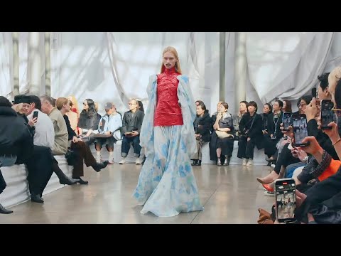 YouTube — Paris Fashion Week: Watch