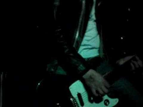 Johnny Ramone Style Guitar Playin by Ramones Clones Johnnee