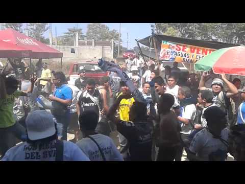 "Vayas donde vayas voy a ir" Barra: Vltra Svr &bull; Club: Comunicaciones