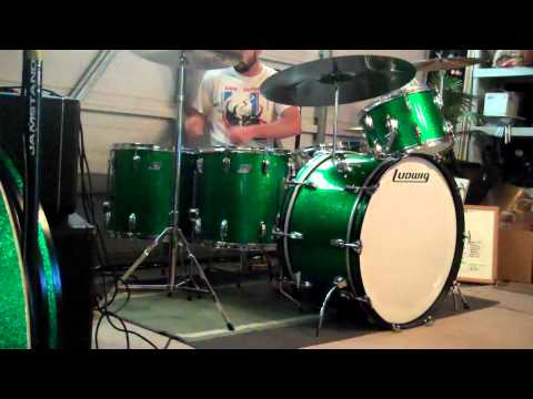 Vintage Ludwig Green Sparkle Drum Kit