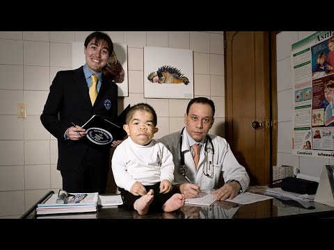 Edward Nino Hernandez - New World's Shortest Man