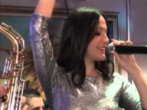 FANTASTIKO BEND-STIP I VALERIJA JANGELOVSKA nasa svadba vesela 2015