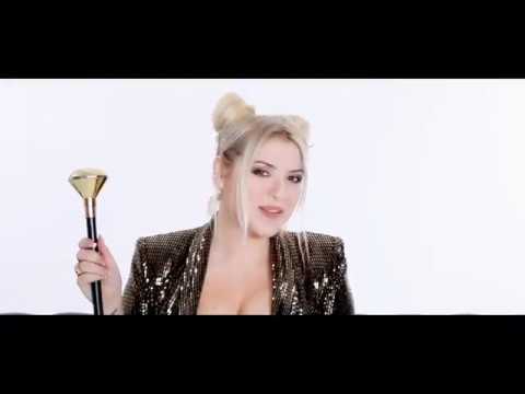 Aina Maro - Que Le Den (Official Video)